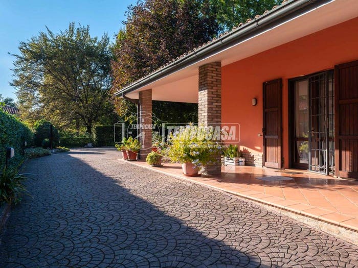 Casa con 6 locali in vendita in Buco del Signore Acque Chiare, Reggio Emilia