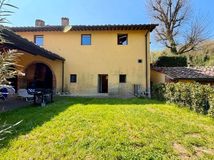 Casa con 6 locali in vendita in Via San Donato, L'Apparita Monte Pilli, Bagno a Ripoli