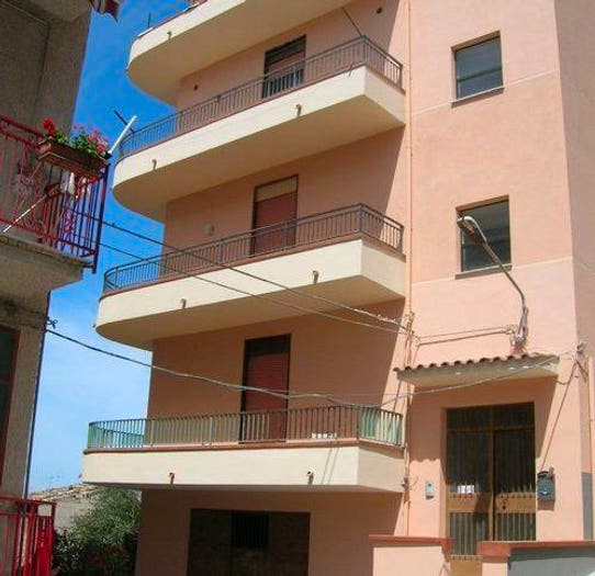 Appartamento con 5 locali in vendita in Via Carini, Montelepre
