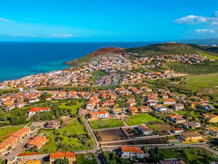 Appartamento quadrilocale in vendita in Via Sardegna, Lu Bagnu, Castelsardo