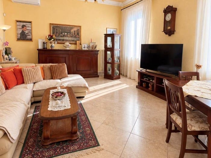 Casa con 5 locali in vendita in Via Candiano, Darsena, Ravenna