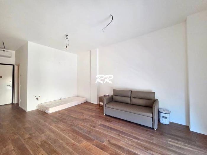 Appartamento bilocale in vendita in Via Giuseppe Giusti, Arena, Milano