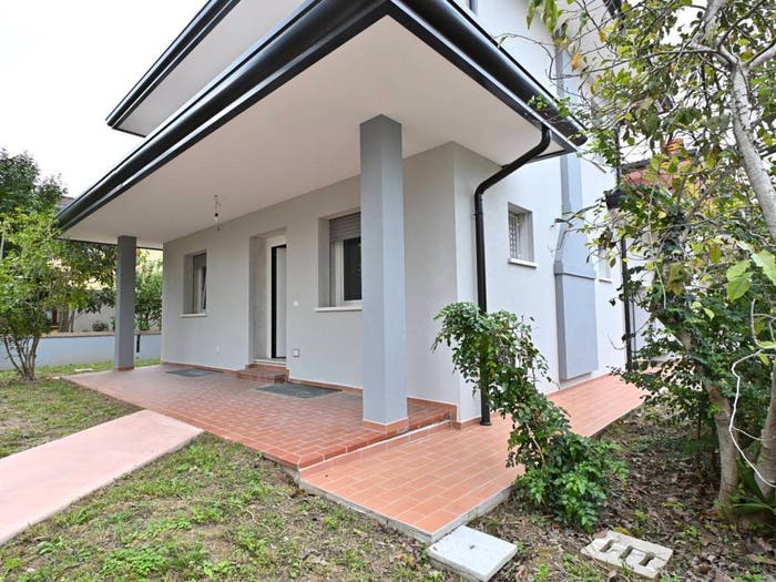 Casa con 6 locali in vendita in Via Veneto, Centro, Noale