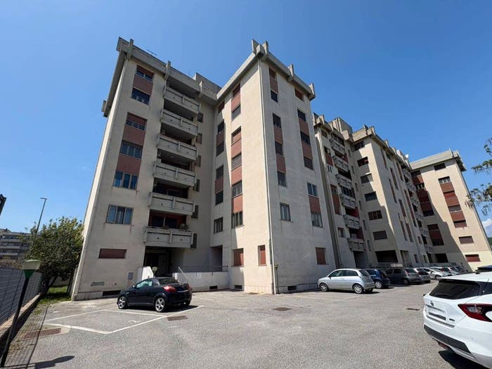 Appartamento con 5 locali in vendita in Via Brigata Catanzaro, Fortuna Corvo, Catanzaro
