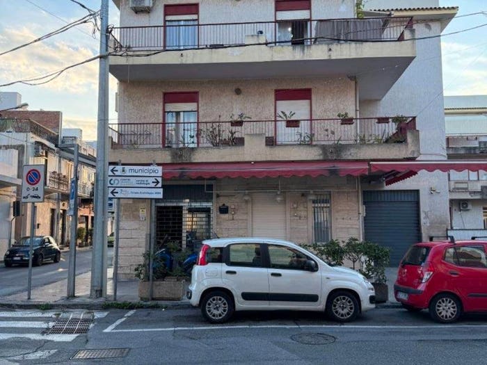 Appartamento trilocale in vendita in Via Nazionale, Venetico Marina, Venetico