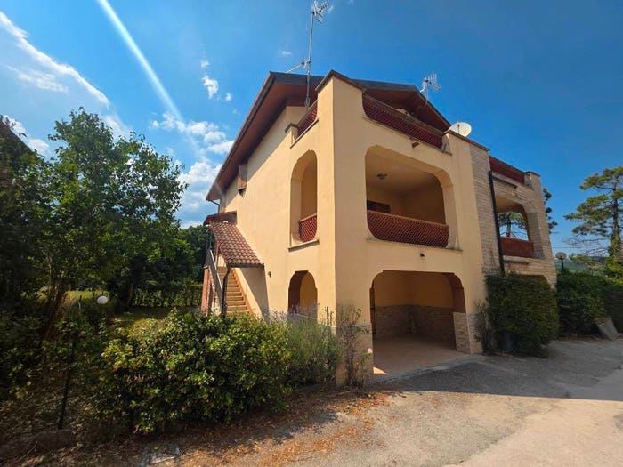 Casa con 6 locali in vendita in Via Selva Piana, Cantalupo nel Sannio