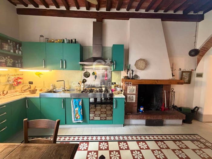 Appartamento con 6 locali in vendita in via del fosso, Piazza Anfiteatro Torre Guinigi, Lucca