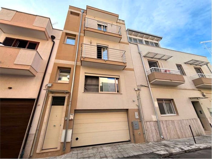 Appartamento quadrilocale in vendita in Via Monte Nero, Cappuccini, Brindisi