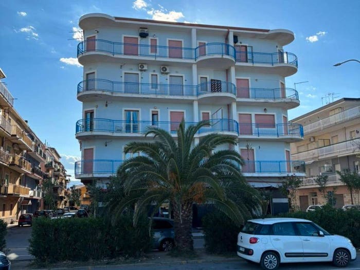 Appartamento con 5 locali in vendita in CoriglianoRossano