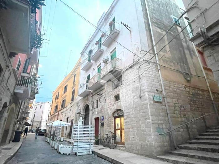 Appartamento bilocale in vendita in Via Sant'Andrea, Centro Storico, Barletta