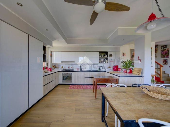Appartamento con 6 locali in vendita in Via italo calvino, Centro, Orbassano
