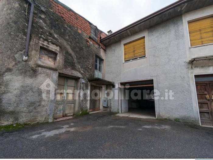 Casa con 6 locali in vendita in Località Belvedere, Calvagese della Riviera