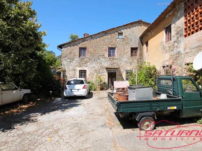 Casa con 6 locali in vendita in Via Carlo del Prete, Marlia, Capannori