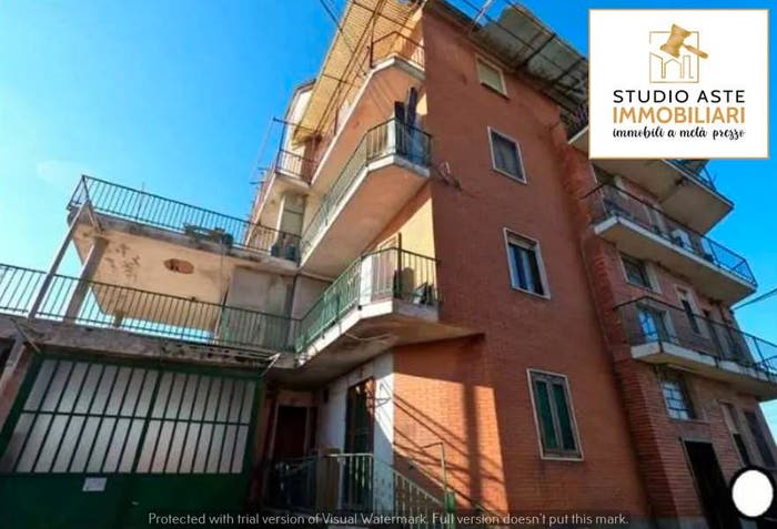 Appartamento trilocale in vendita in Via Aprile, Rodallo, Caluso
