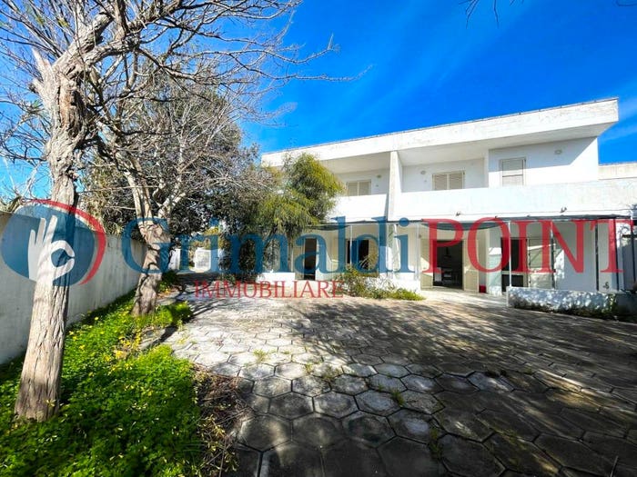 Casa con 6 locali in vendita in Vico dei Ligustro, Baia Verde Lidi, Gallipoli