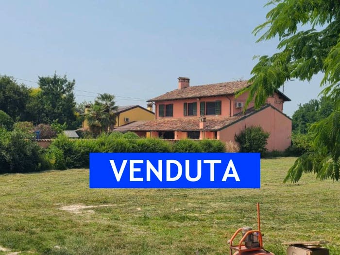 Casa con 6 locali in vendita in Centro, Dovera