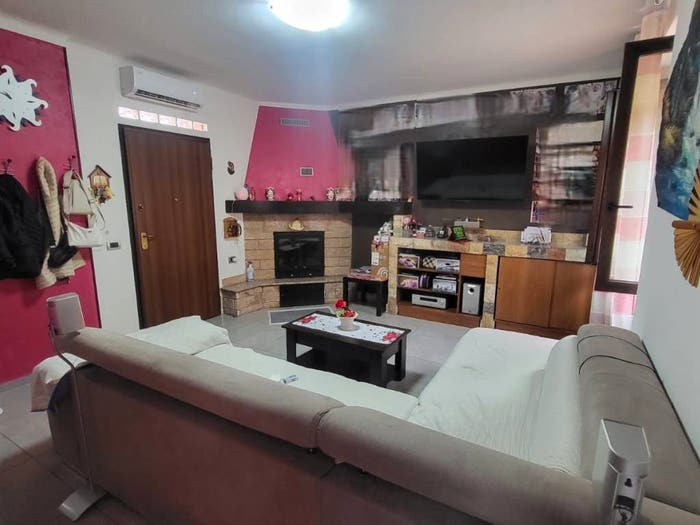 Appartamento trilocale in vendita in Piazza Giuseppe Mazzini, Centro, Castano Primo