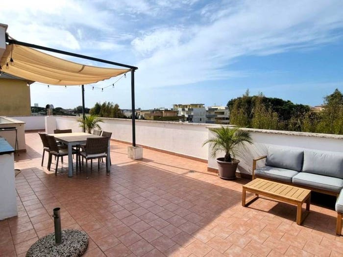 Appartamento con 6 locali in vendita in VIA CARDUCCI, Mondragone