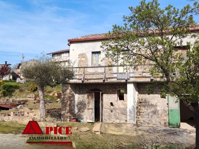 Casa trilocale in vendita in Contrada Santa Lucia, Apice