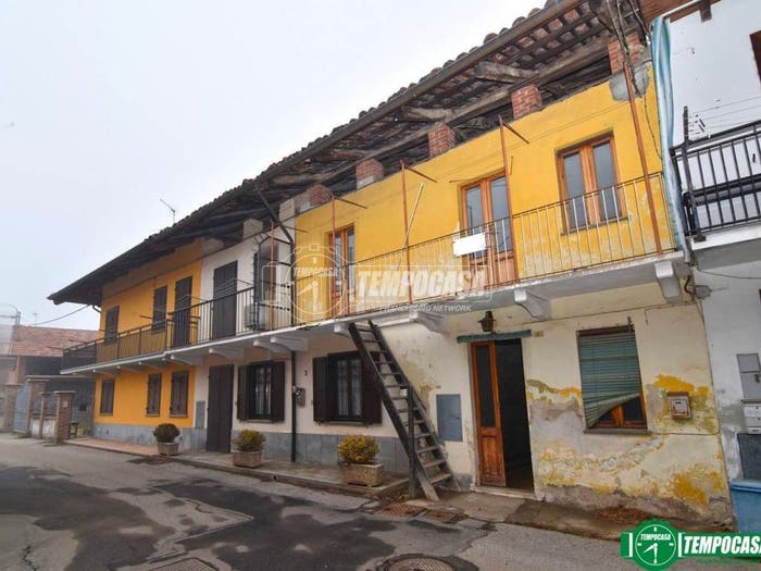 Casa quadrilocale in vendita in Via Chiesa SDomenico Ceretti, Ceretti, Front