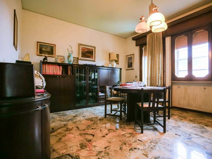 Casa con 6 locali in vendita in VIA ROMA, Lutrano, Fontanelle