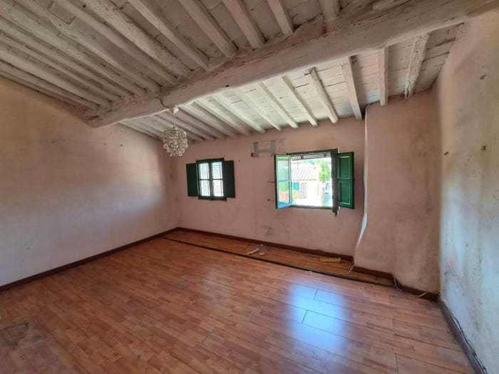 Casa con 5 locali in vendita in Via Romana, San Filippo, Lucca