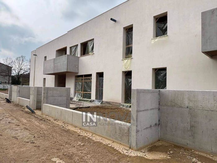 Appartamento quadrilocale in vendita in Via Francesco Barbiero, Centro, Mogliano Veneto