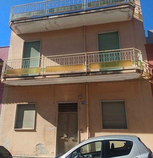 Casa con 6 locali in vendita in Via Cassar Scalia Paolo, Centro, Pachino