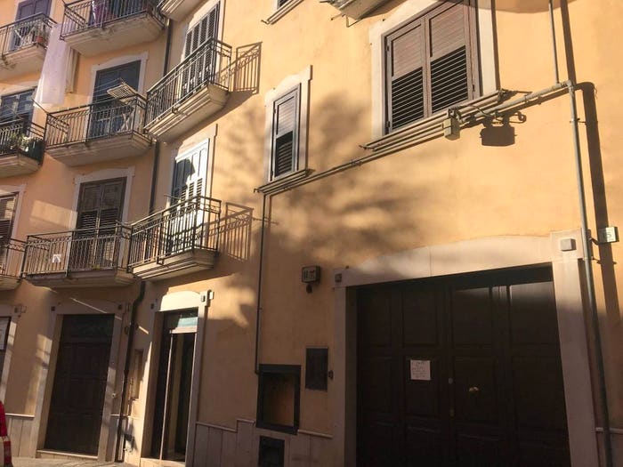 Appartamento bilocale in vendita in Via Oblate, Centro Storico, Avellino