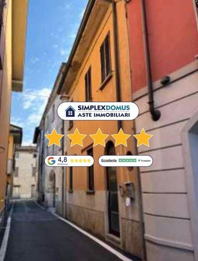 Appartamento con 6 locali in vendita in via pradello, Centro, Caravaggio
