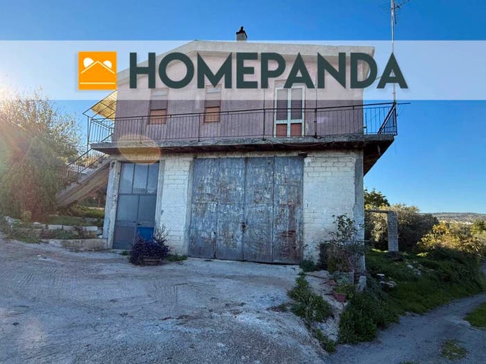 Casa quadrilocale in vendita in Contrada Scala Bagni, Canicattini Bagni