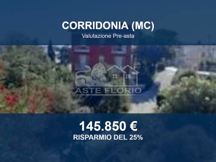 Appartamento con 6 locali in vendita in Viale Eugenio Niccolai, Centro, Corridonia