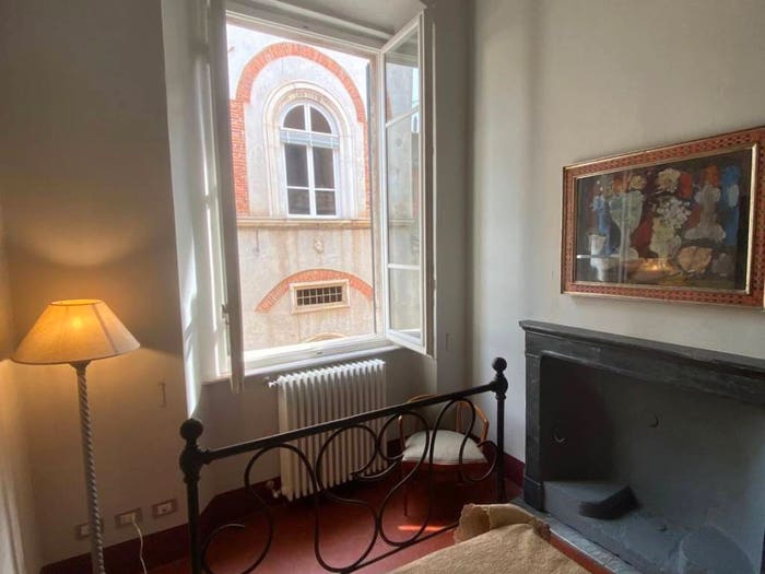Appartamento con 5 locali in vendita in Pietrasanta