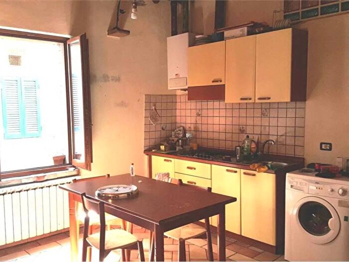 Appartamento trilocale in vendita in Via Giuseppe Mazzini SNC, Centro, Urbino