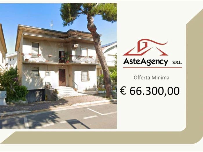 Appartamento quadrilocale in vendita in via Roma, Villa Rosa, Martinsicuro