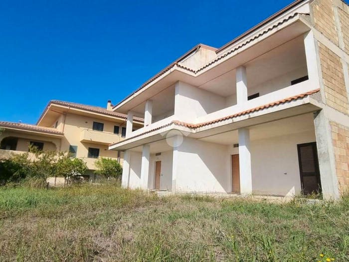 Casa con 6 locali in vendita in Contrada Fiasco Baldaia, Squillace