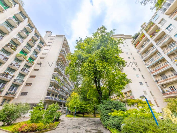 Appartamento trilocale in vendita in Via dei Pellegrini, Quadronno Crocetta, Milano