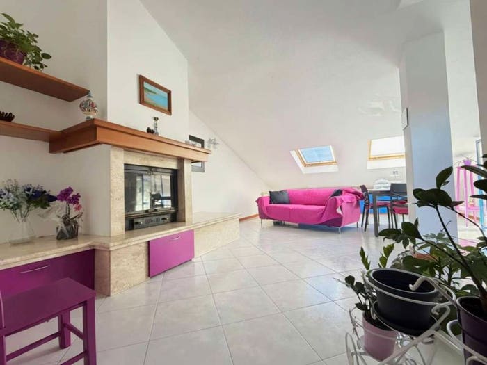 Appartamento quadrilocale in vendita in via Eleonora d'Arborea, Quartu, Quartu Sant'Elena