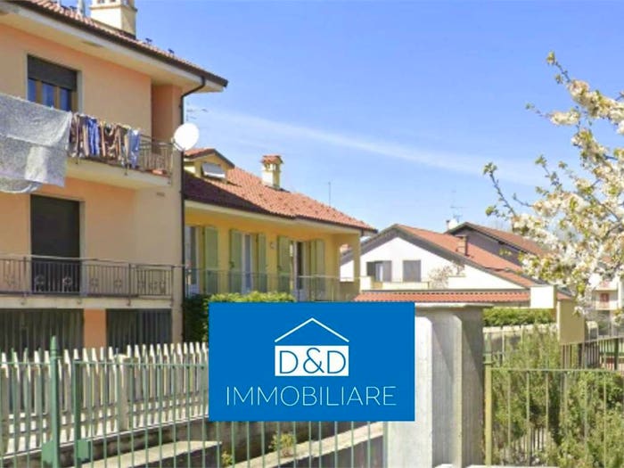 Casa con 6 locali in vendita in Via Aldo Moro, Centro, Cherasco
