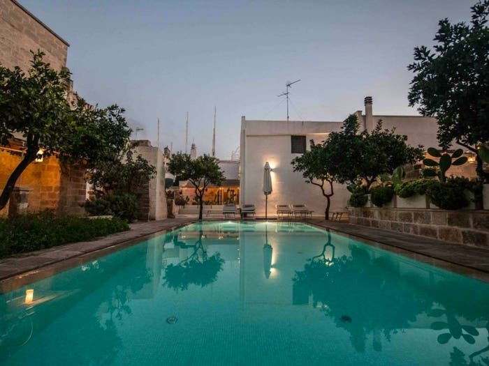 Casa con 6 locali in vendita in Piazza Umberto I Via Napoli, Vignacastrisi, Ortelle