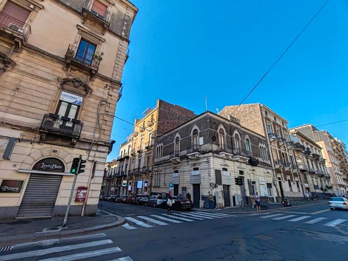 Appartamento con 6 locali in vendita in Via Gabriele D'Annunzio, Corso Italia Europa, Catania