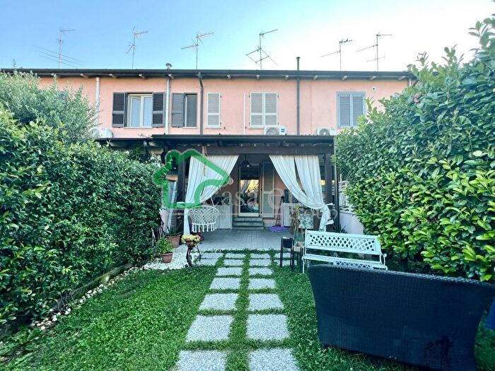 Casa trilocale in vendita in Via Antonio Scotti, Revellino Campo Marte, Lodi