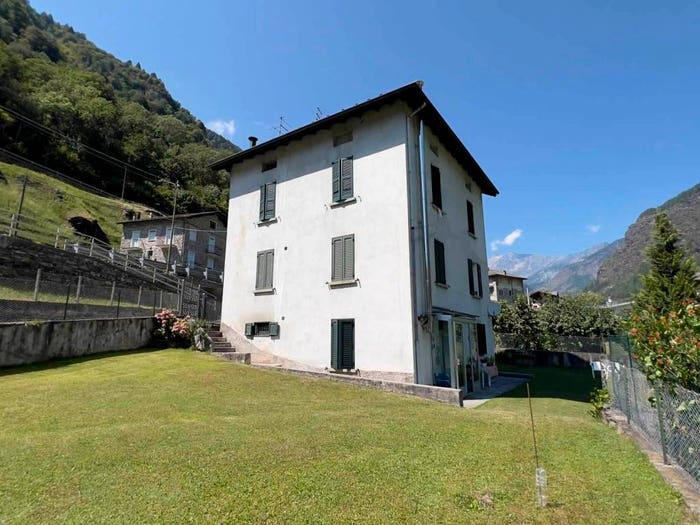 Appartamento quadrilocale in vendita in Via della Posta, Torre di Santa Maria