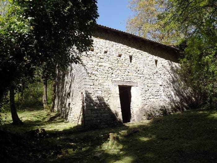 Casa bilocale in vendita in Via Provinciale, Val Brembilla