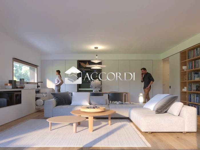 Appartamento con 5 locali in vendita in Via Lodovico Manin, Centro, Montebelluna