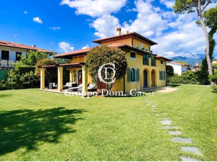 Casa con 6 locali in vendita in Vittoria Apuana, Vittoria Apuana, Forte dei Marmi