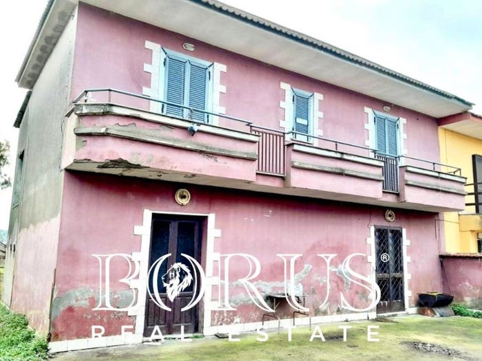 Casa con 6 locali in vendita in Via Vincenzo Monti Traversa, Baia Verde, Castel Volturno