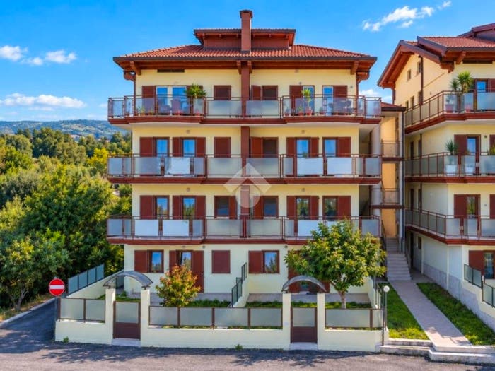 Appartamento con 5 locali in vendita in Via Fonte Ottone, Colonnella