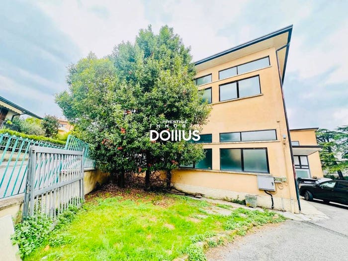 Casa con 6 locali in vendita in Via Irta, Desenzano Centro, Desenzano del Garda