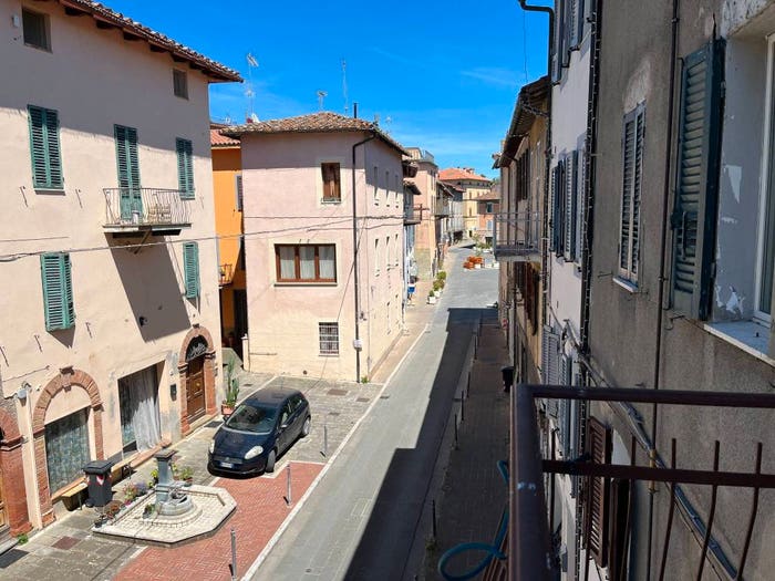 Appartamento con 5 locali in vendita in Via del Commercio, Tavernelle, Panicale